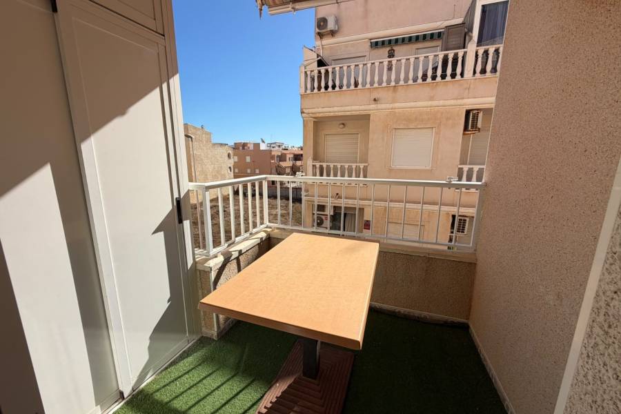 Reventa - ÁTICO - La Mata - Centro/PLAYA