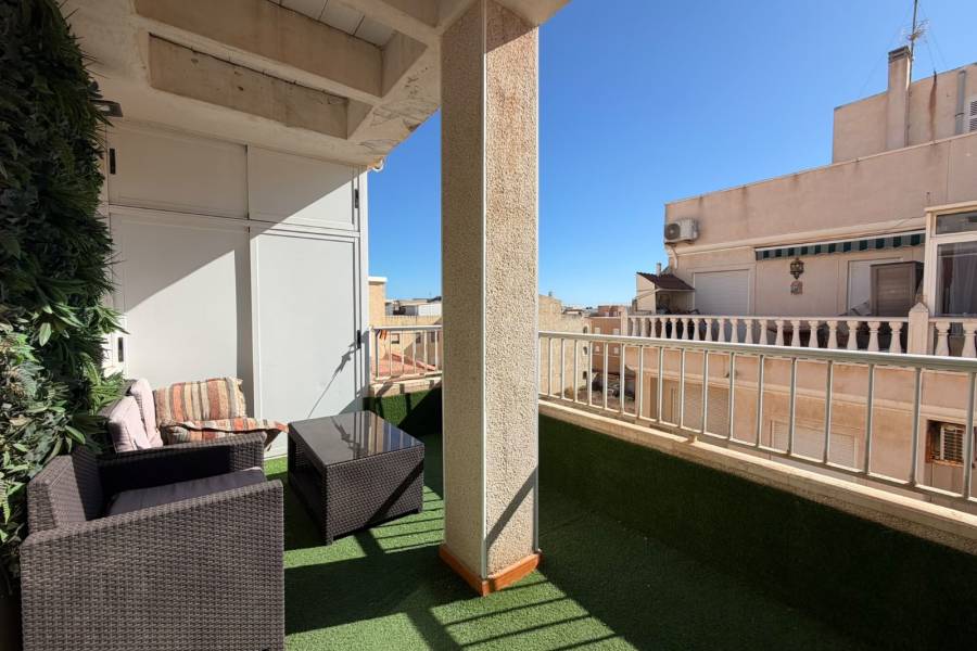 Reventa - ÁTICO - La Mata - Centro/PLAYA