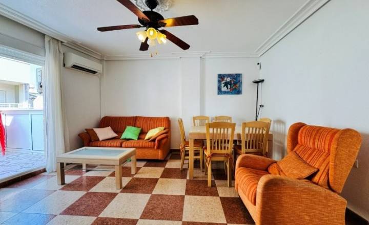 Apartamento - Reventa - La Mata - Pueblo/ PLAYA