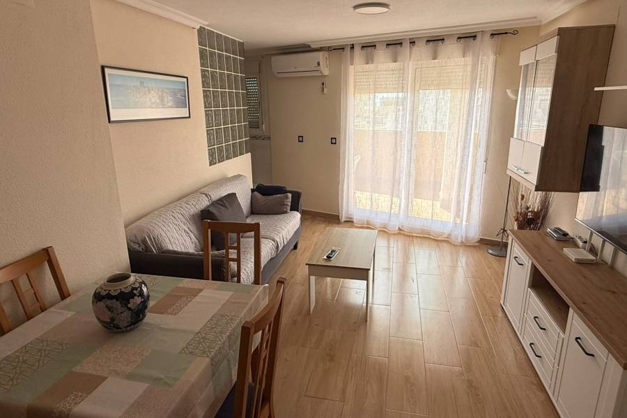 Alquiler - Apartamento - La Mata - Pueblo/ PLAYA