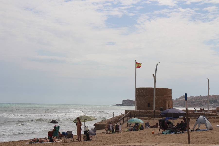 Alquiler - Apartamento - La Mata - Pueblo/ PLAYA