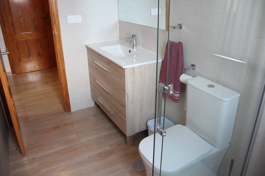 Alquiler - Apartamento - La Mata - Pueblo/ PLAYA