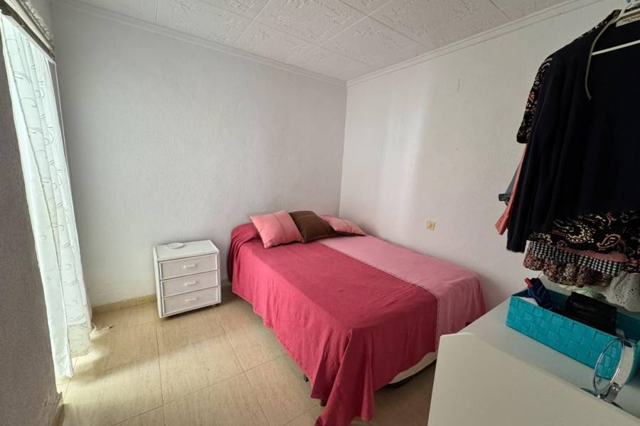 Återförsäljning - Lägenhet - Torrevieja - La Siesta - El Salado - Torreta