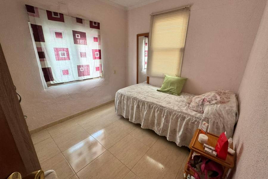 Återförsäljning - Lägenhet - Torrevieja - La Siesta - El Salado - Torreta